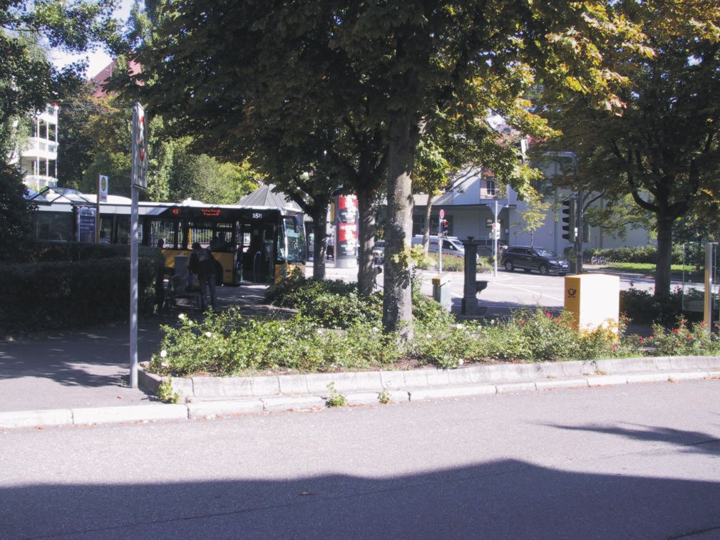 Gr�nanlage H�lderlinstrasse