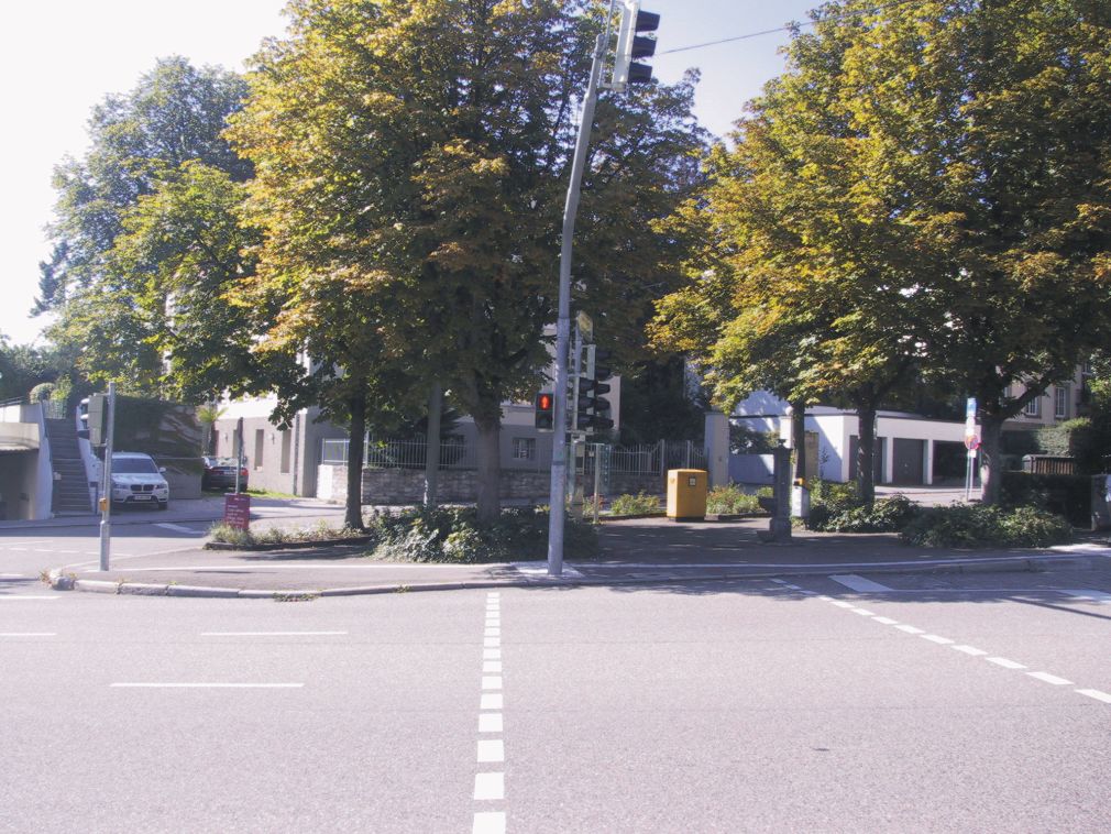 Gr�nanlage H�lderlinstrasse